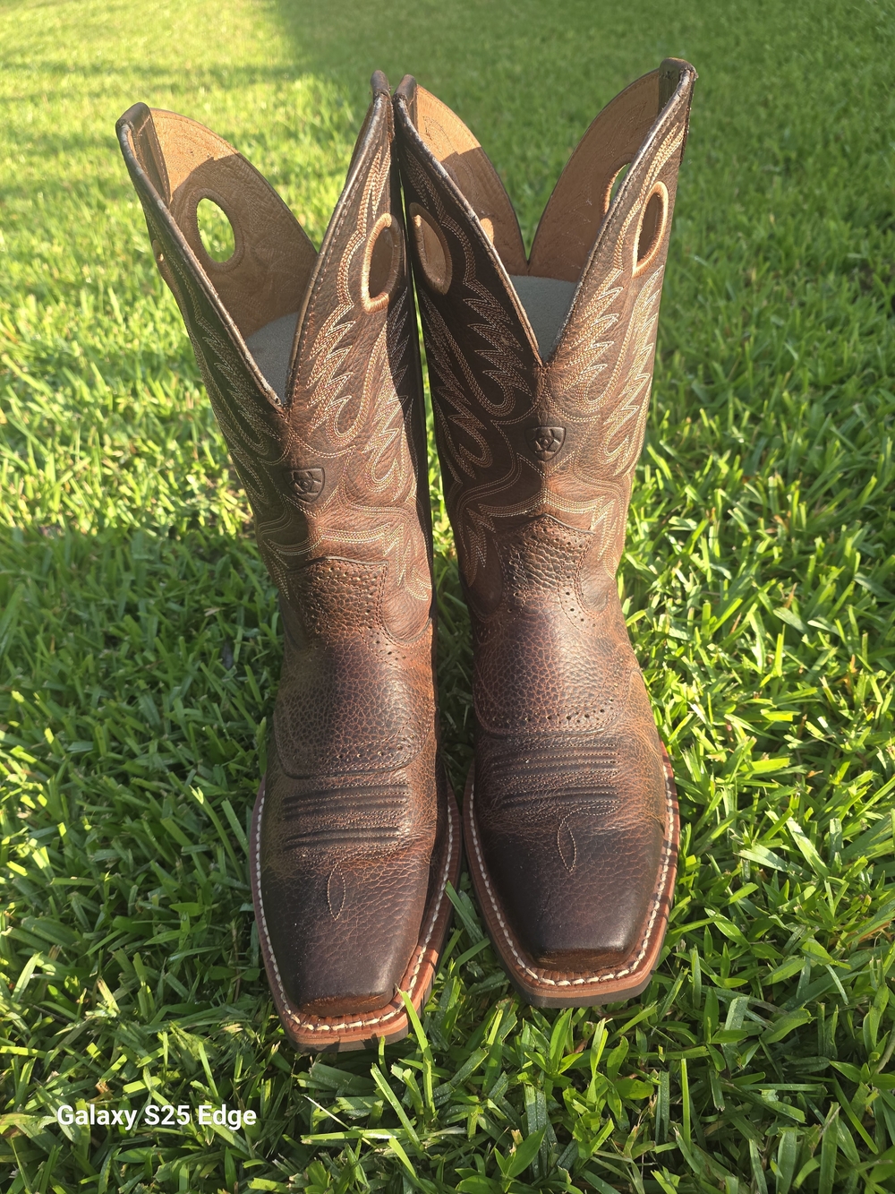 Mens Ariat Brown Textured Leather Western Cowboy Boots Size 11d